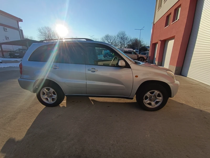 Toyota Rav4, снимка 3 - Автомобили и джипове - 48718137