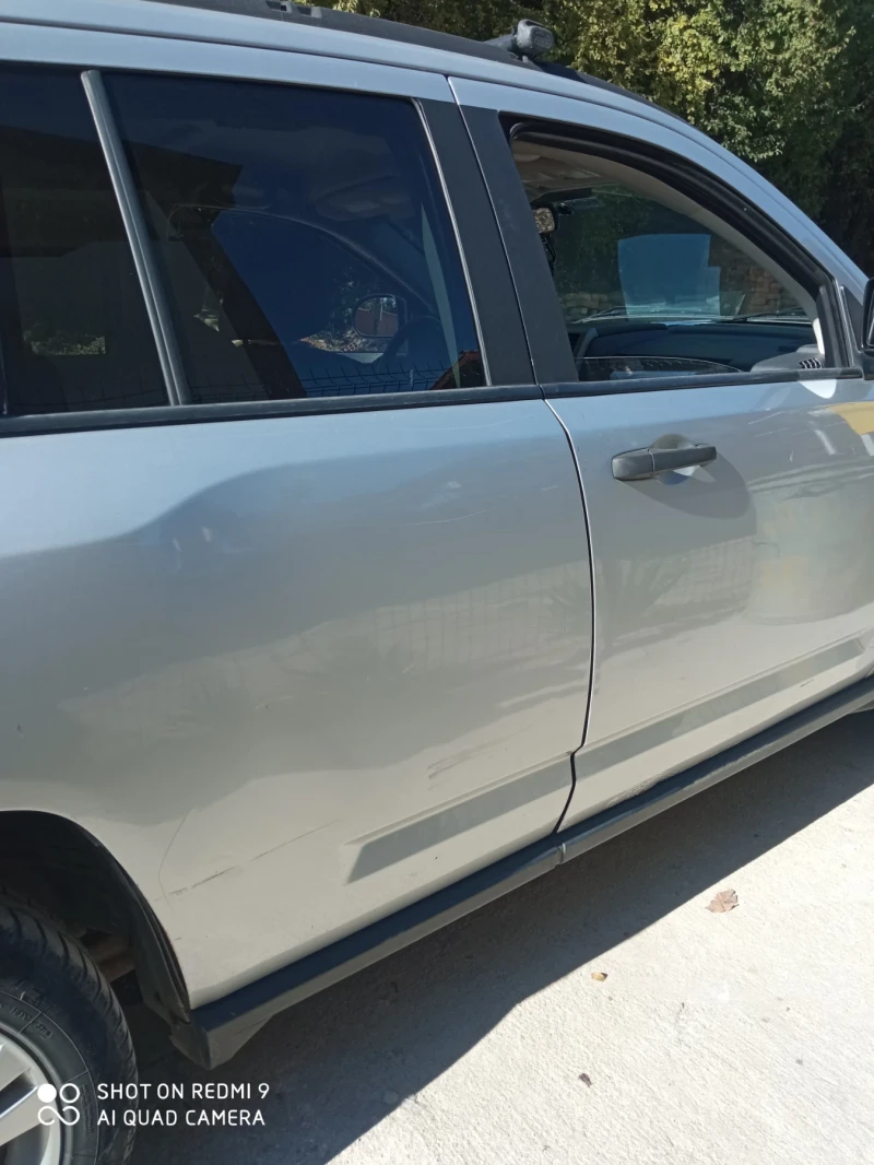 Jeep Compass 2.4 бензин, газ 4* 4, снимка 6 - Автомобили и джипове - 52379165