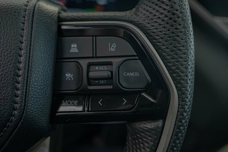 Toyota Tundra Limited/3.5 I-Force/4X4/Камера/Подгрев/Дистроник/П, снимка 15 - Автомобили и джипове - 52627545