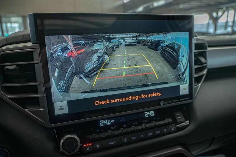 Toyota Tundra Limited/3.5 I-Force/4X4/Камера/Подгрев/Дистроник/П, снимка 14 - Автомобили и джипове - 52627545