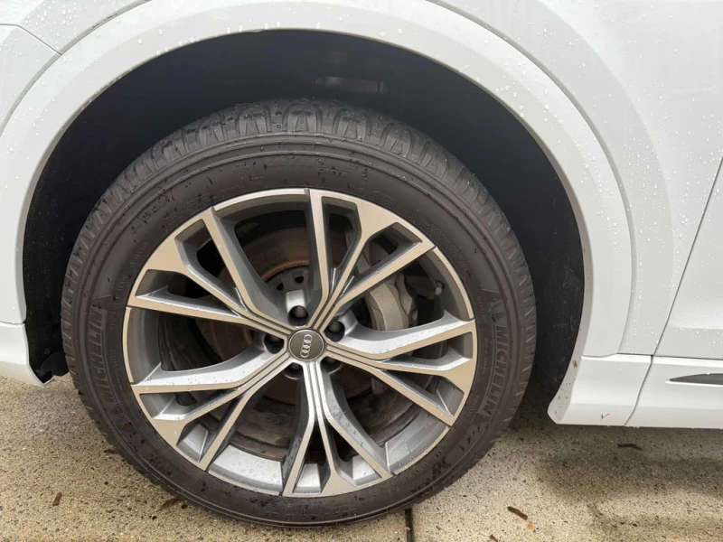 Audi Q8 * Technik * CARFAX * ЦЕНА ДО БГ, снимка 6 - Автомобили и джипове - 53214117