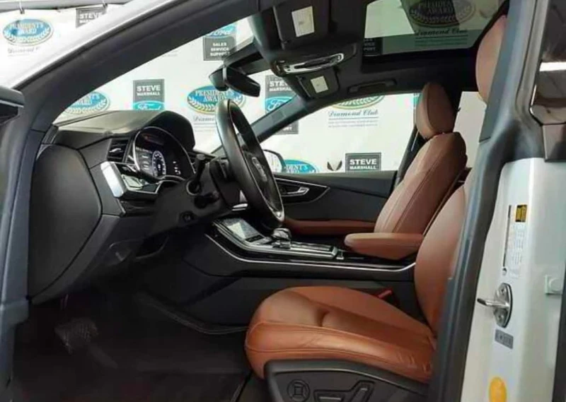 Audi Q8 * Technik * CARFAX * ЦЕНА ДО БГ, снимка 12 - Автомобили и джипове - 53214117