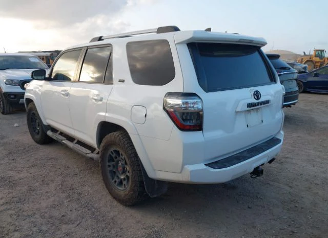 Toyota 4runner SR5 PREMIUM - изображение 3