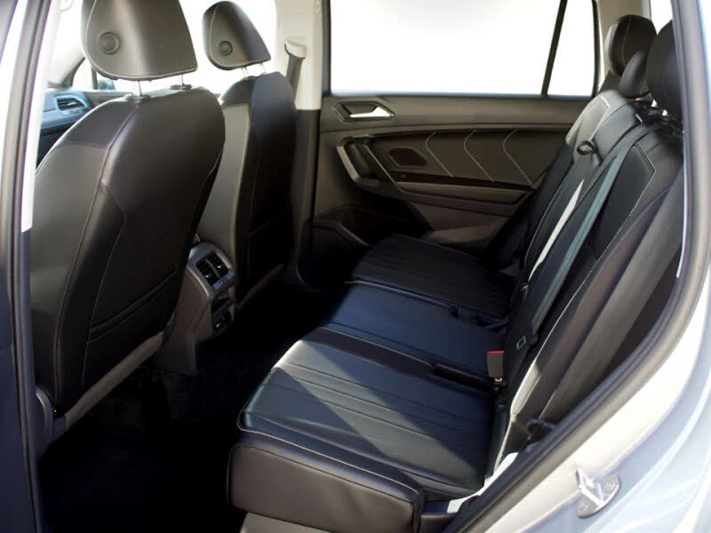 VW Tiguan * Comfortline 4Motion* АвтоКредит (ЦЕНА ДО БГ), снимка 12 - Автомобили и джипове - 53458715