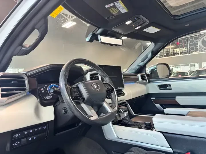 Toyota Tundra Capstone Hybrid 4x4 | Mobile.bg � ����������� 10