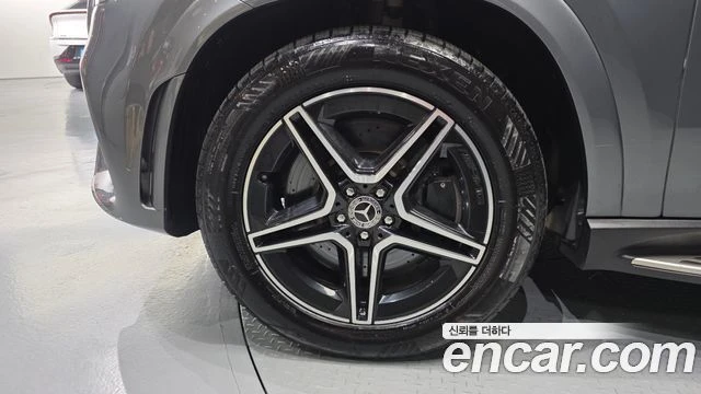 Mercedes-Benz GLE 400 | TOP SERVICE TOP PRICE, снимка 5 - Автомобили и джипове - 56013759
