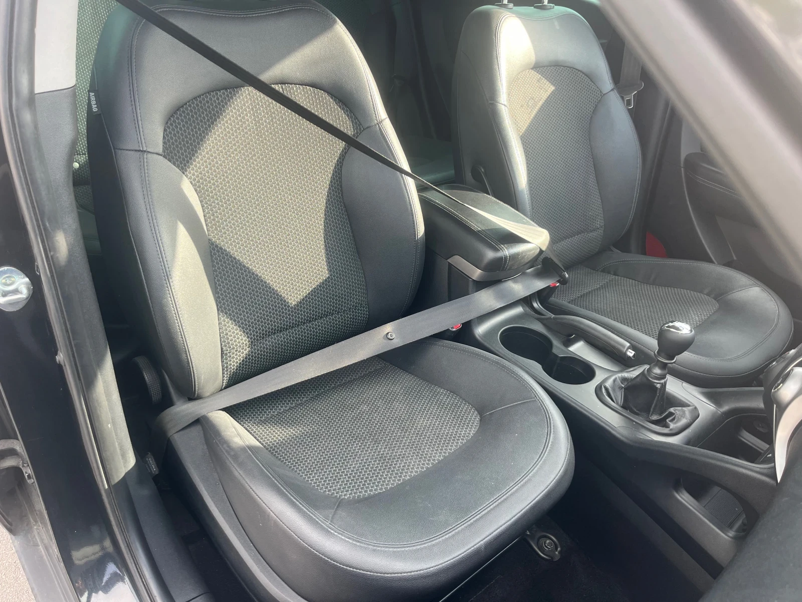 Hyundai IX35 2.0 TDi 4x4  | Mobile.bg   12