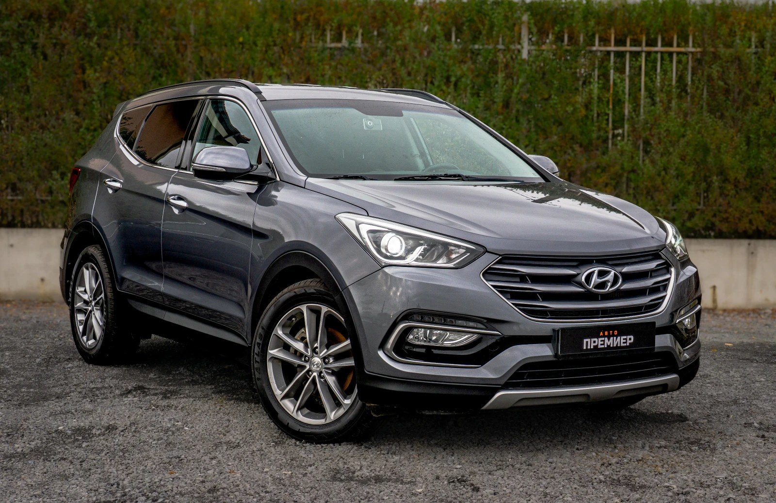 Hyundai Santa fe 2.2 CRDI 4WD-КАТО НОВА-ГАРАНЦИЯ - изображение 3