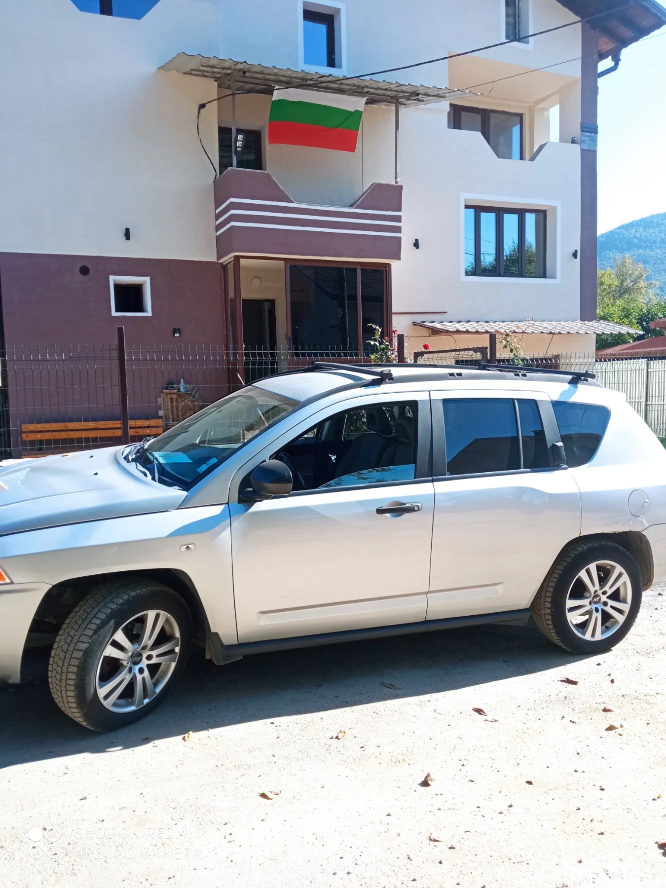 Jeep Compass 2.4 бензин, газ 4* 4 - изображение 2