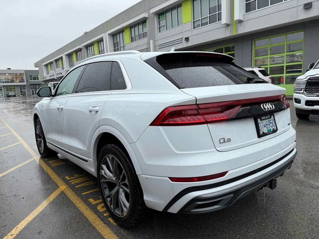Audi Q8 * Technik * CARFAX * ���� �� �� | Mobile.bg � ����������� 2
