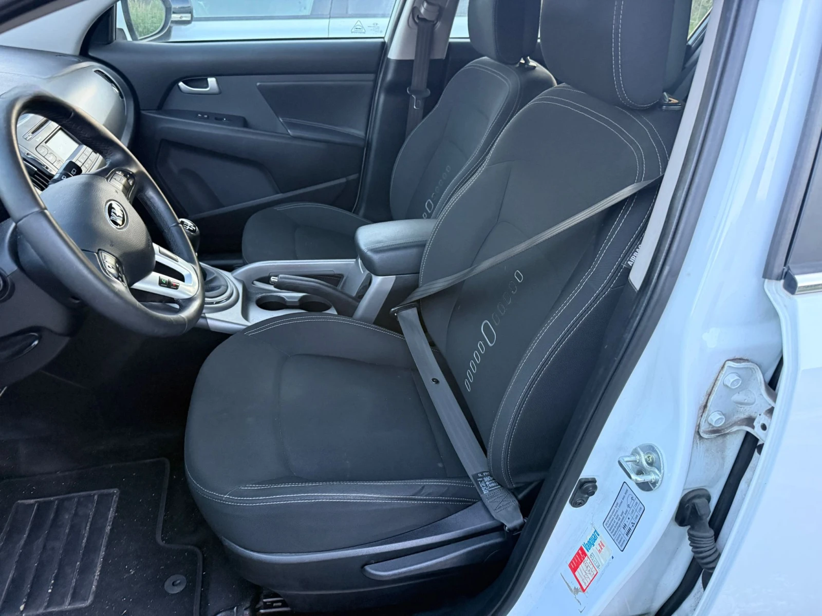 Kia Sportage 1.7CRDI  EVRO 5B  6Ck!!!, снимка 7 - Автомобили и джипове - 53916585