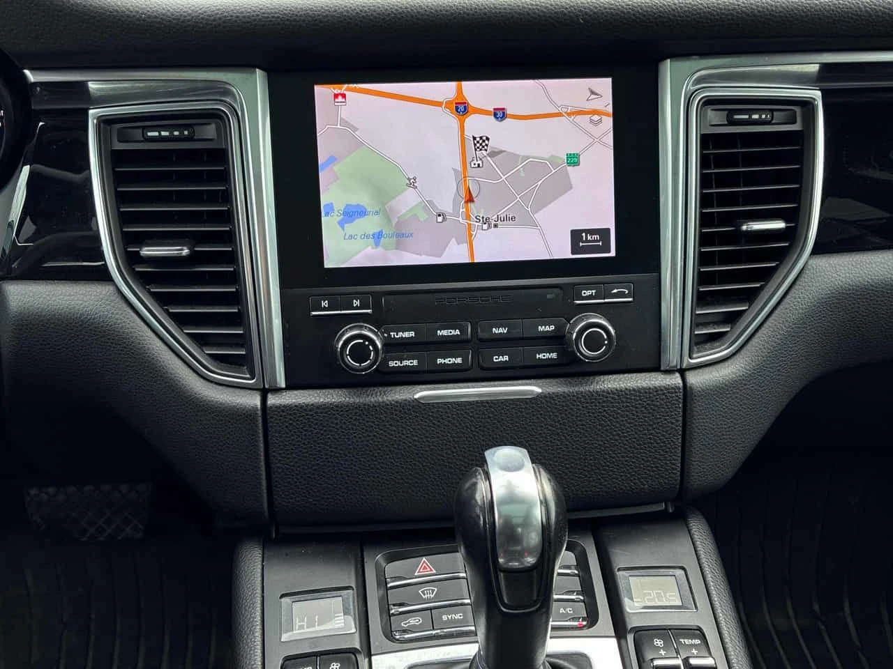 Porsche Macan * S * 2 КЛЮЧА * ОБДУХВАНЕ * КАМЕРА * NAVI, снимка 9 - Автомобили и джипове - 54217673