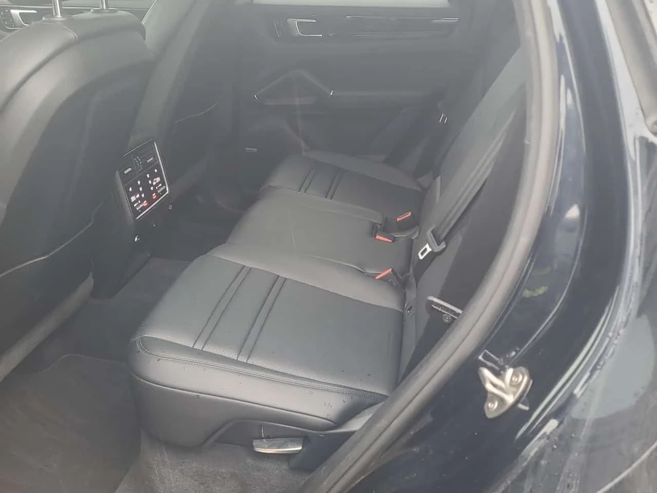 Porsche Cayenne * S * ГЛАВНО ПРЕДСТАВИТЕЛСТВО* , снимка 11 - Автомобили и джипове - 54341611