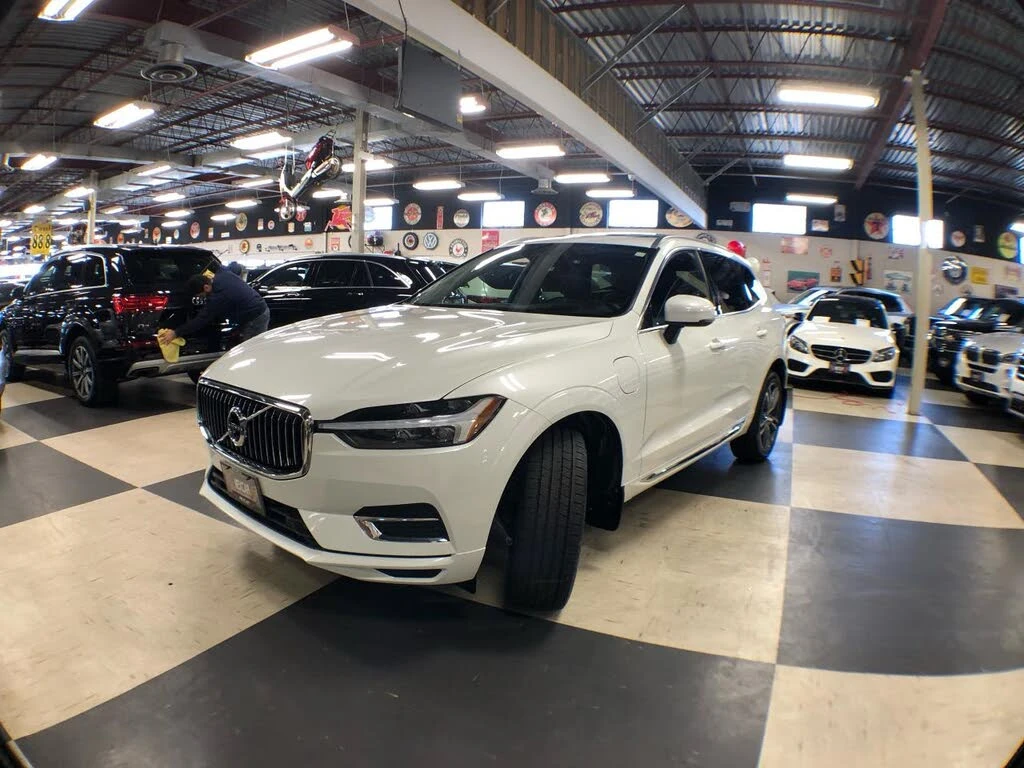 Volvo XC60  Hybrid Plug-in Recharge Inscription Expression eA, снимка 2 - Автомобили и джипове - 54564547