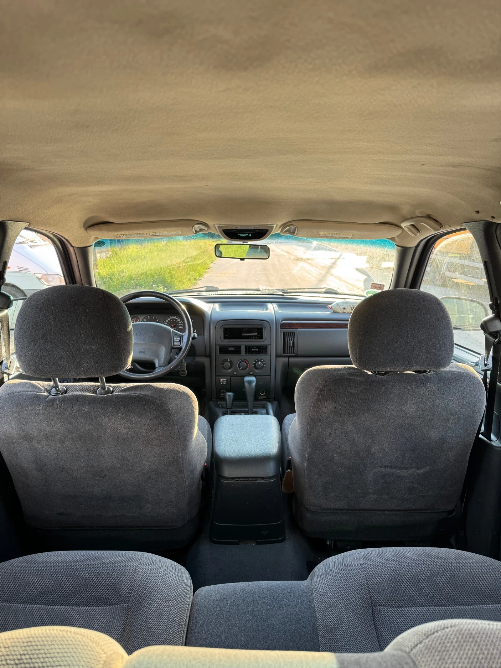 Jeep Grand cherokee 4, 0 с Газ !, снимка 9 - Автомобили и джипове - 54786604