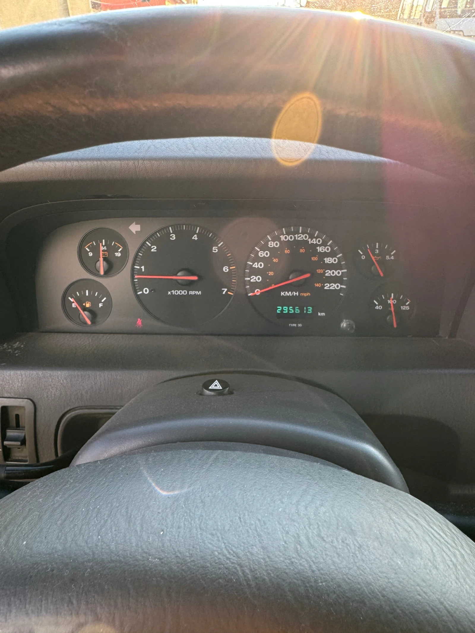 Jeep Grand cherokee 4, 0 с Газ !, снимка 10 - Автомобили и джипове - 54786604