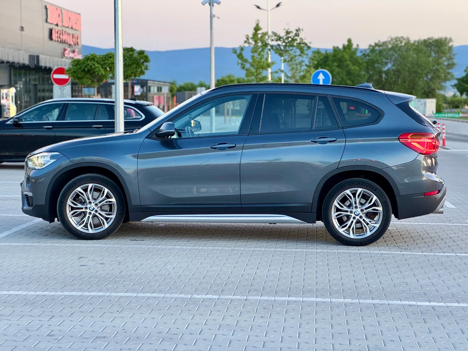 BMW X1 Xdrive25d M Line 231 к.с. HUD FULL HISTORY TOP, снимка 8 - Автомобили и джипове - 54906960