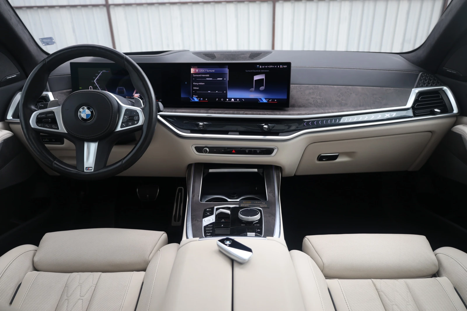 BMW X7 40i xDrive M AIR Pano KeyGO MASSAGE SoftCl HlK 360 | Mobile.bg � ����������� 13