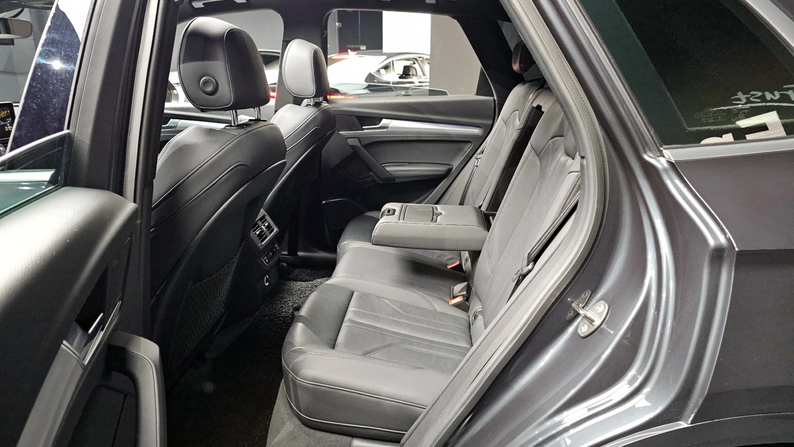 Audi Q5 45 TFSI quattro Premium, снимка 10 - Автомобили и джипове - 55541271