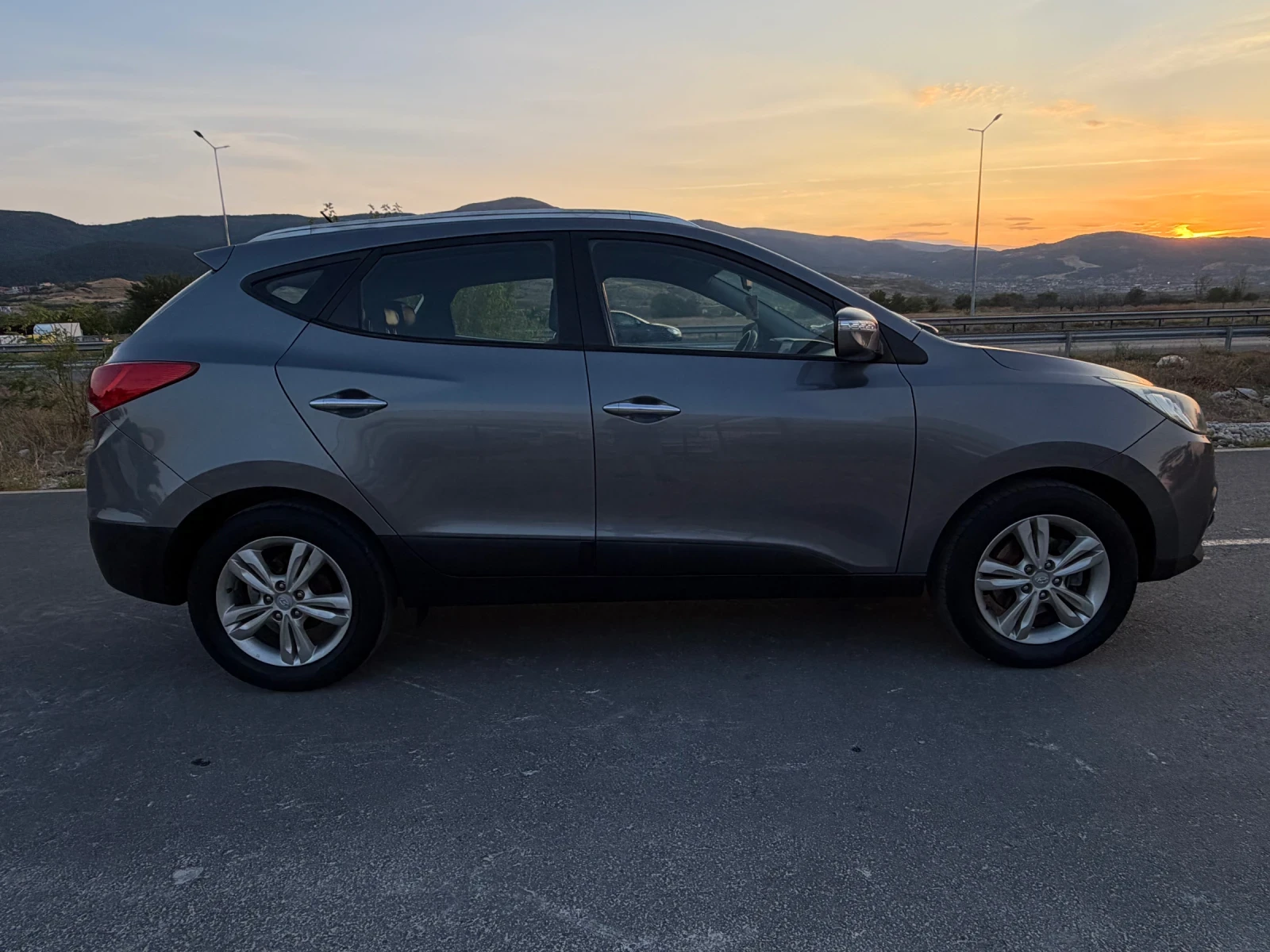 Hyundai IX35 1.7CRDI, снимка 4 - Автомобили и джипове - 56152017
