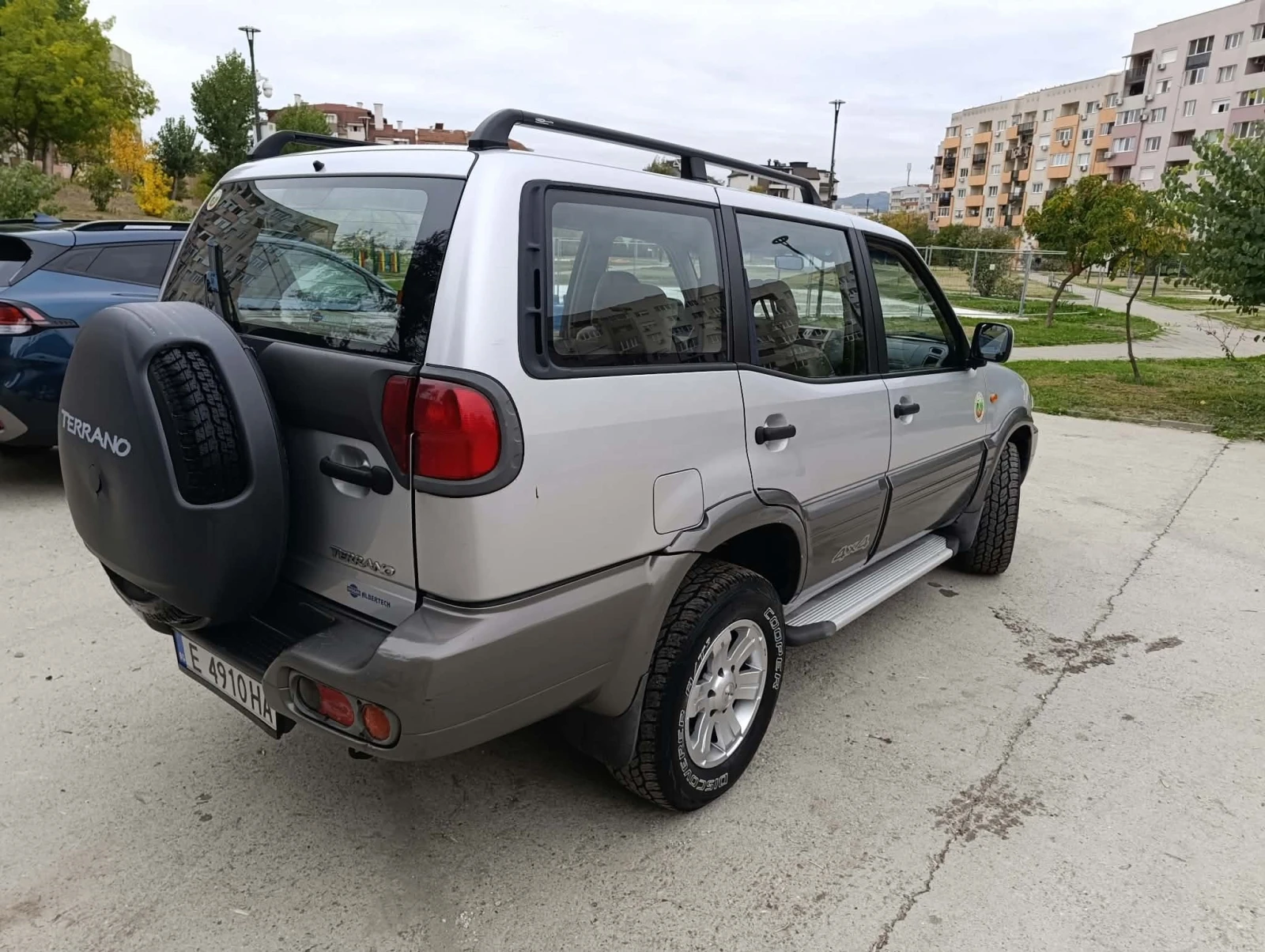 Nissan Terrano, снимка 15 - Автомобили и джипове - 56527494