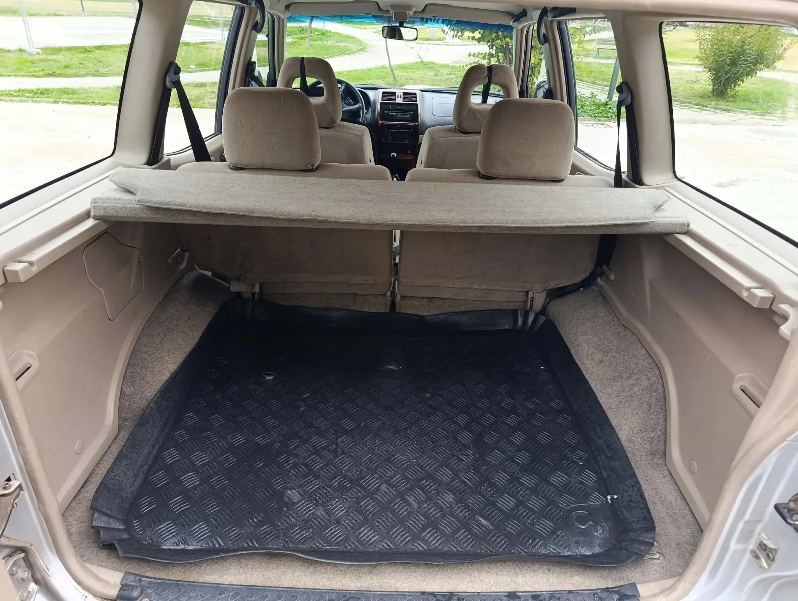 Nissan Terrano, снимка 9 - Автомобили и джипове - 56527494
