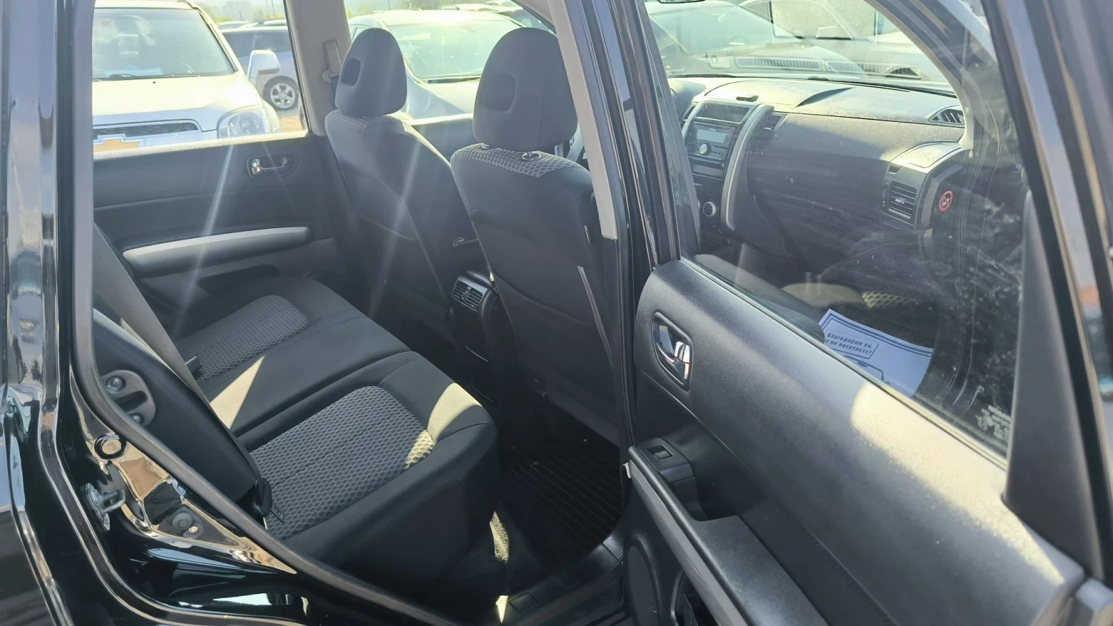 Nissan X-trail 2.5i, снимка 10 - Автомобили и джипове - 56613522