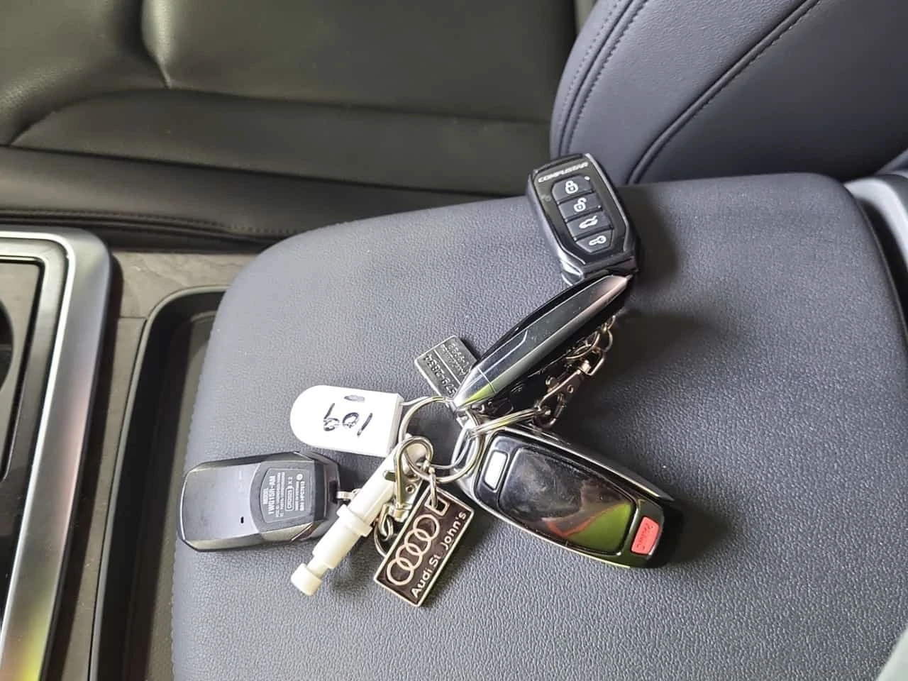 Audi Q7 * 55 Tfsi Quattro Progressiv * CARFAX * , снимка 8 - Автомобили и джипове - 56741874