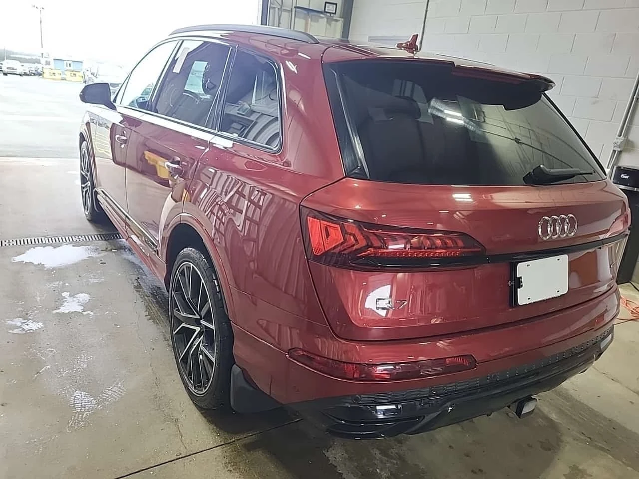 Audi Q7 * 55 Tfsi Quattro Progressiv * CARFAX * , снимка 6 - Автомобили и джипове - 56741874