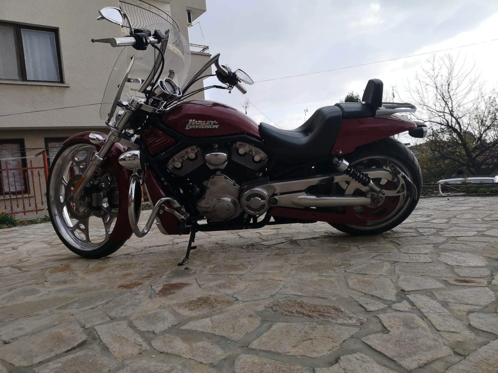 Harley-Davidson V-Rod  - изображение 4