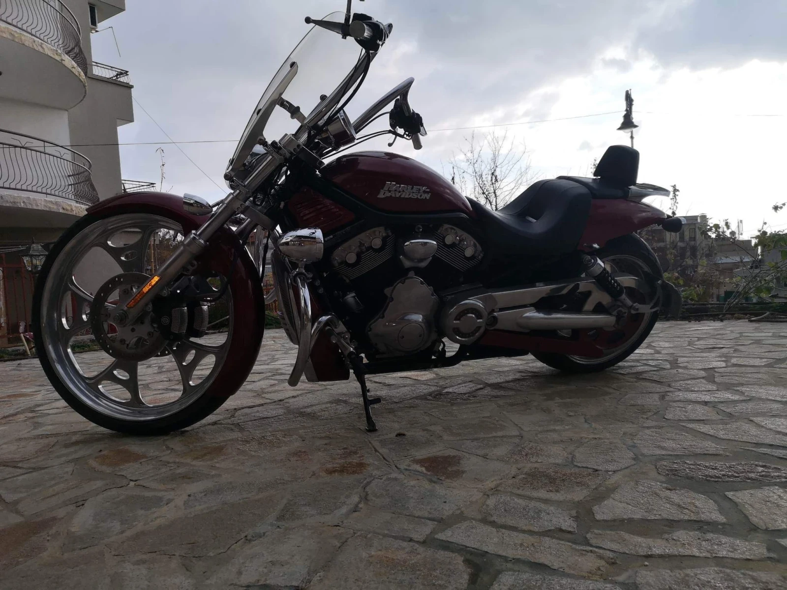 Harley-Davidson V-Rod  - изображение 3