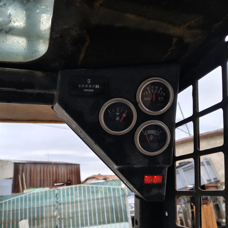 Мини челни товарачи Bobcat 743, снимка 12 - Индустриална техника - 53401528