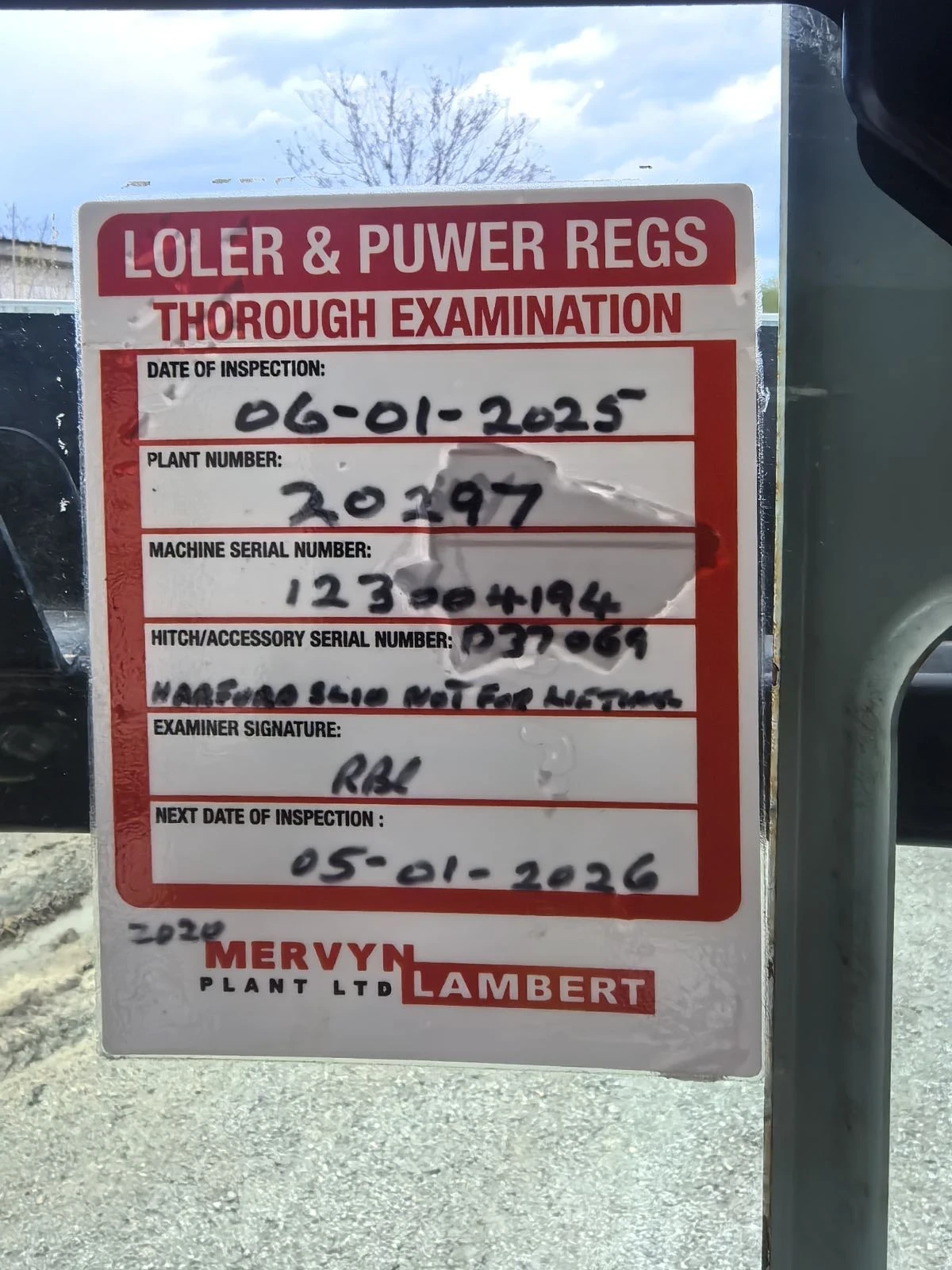 Багер Takeuchi TB23R, снимка 10 - Индустриална техника - 54259436