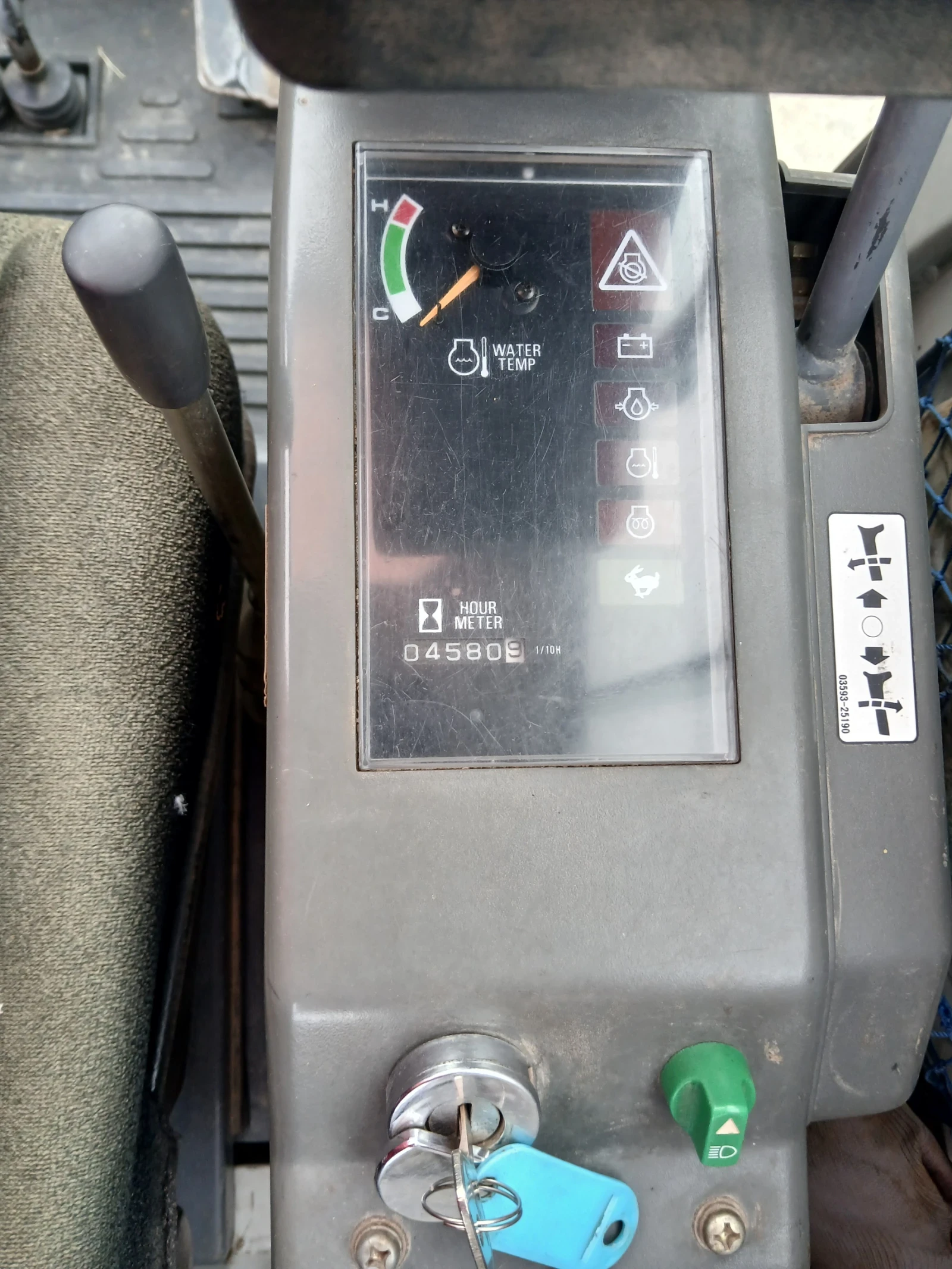����� Takeuchi TB016 | Mobile.bg � ����������� 6