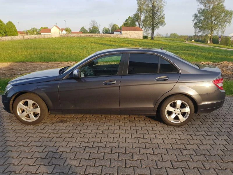 Интериор и аксесоари за Mercedes-Benz C 180, снимка 1 - Части - 21535738