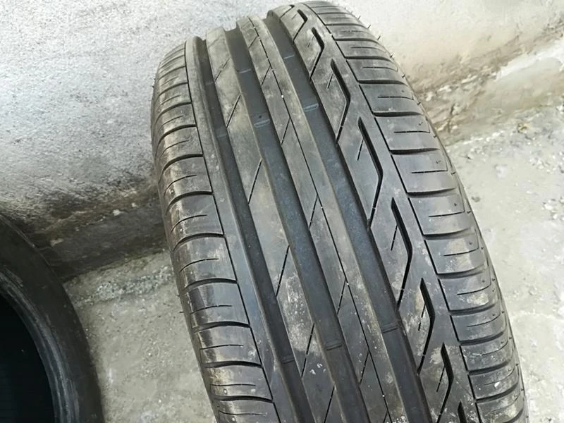 Гуми Летни 215/60R16, снимка 2 - Гуми и джанти - 21479648