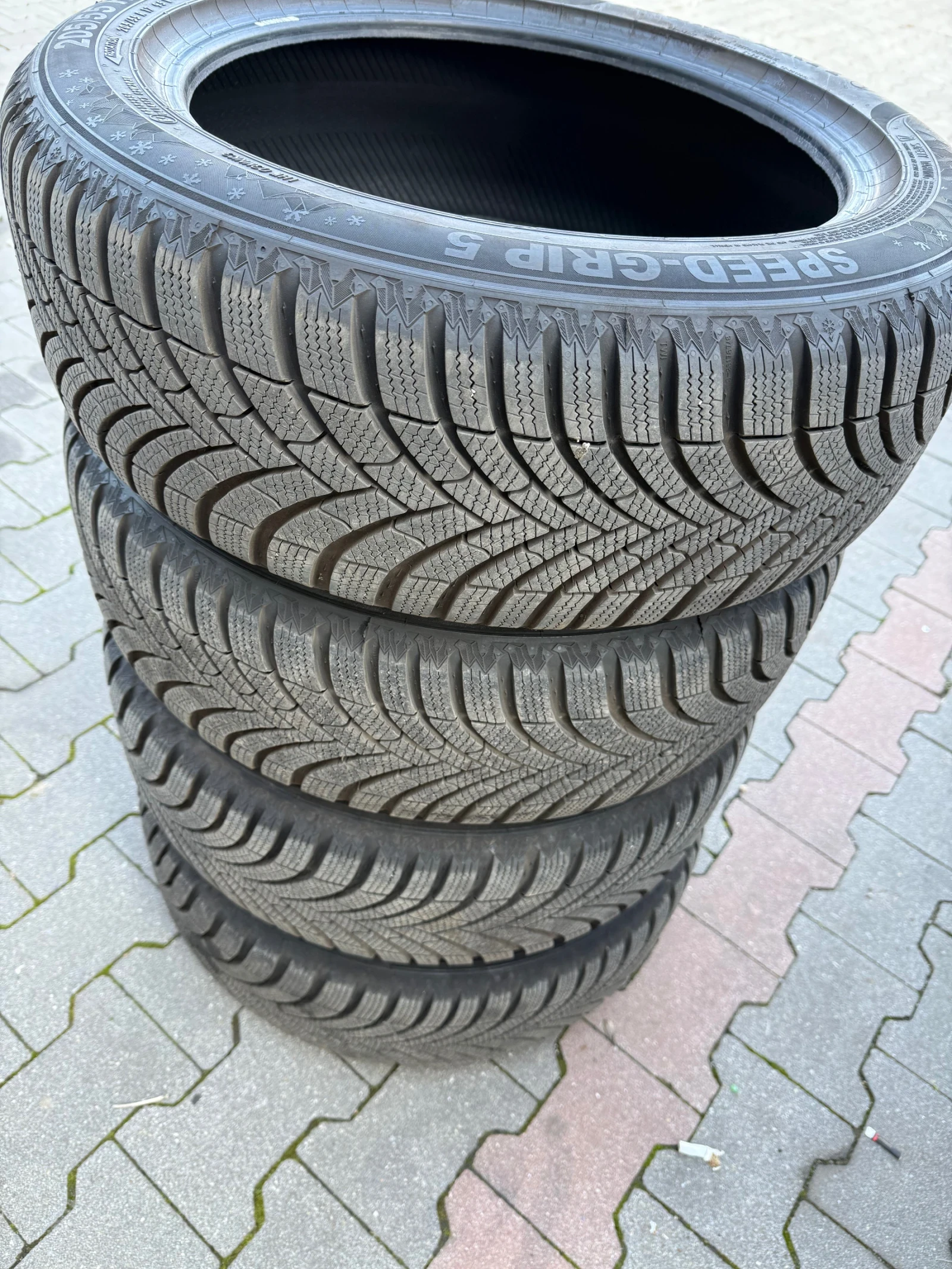 ���� 205/55R17 | Mobile.bg � ����������� 2