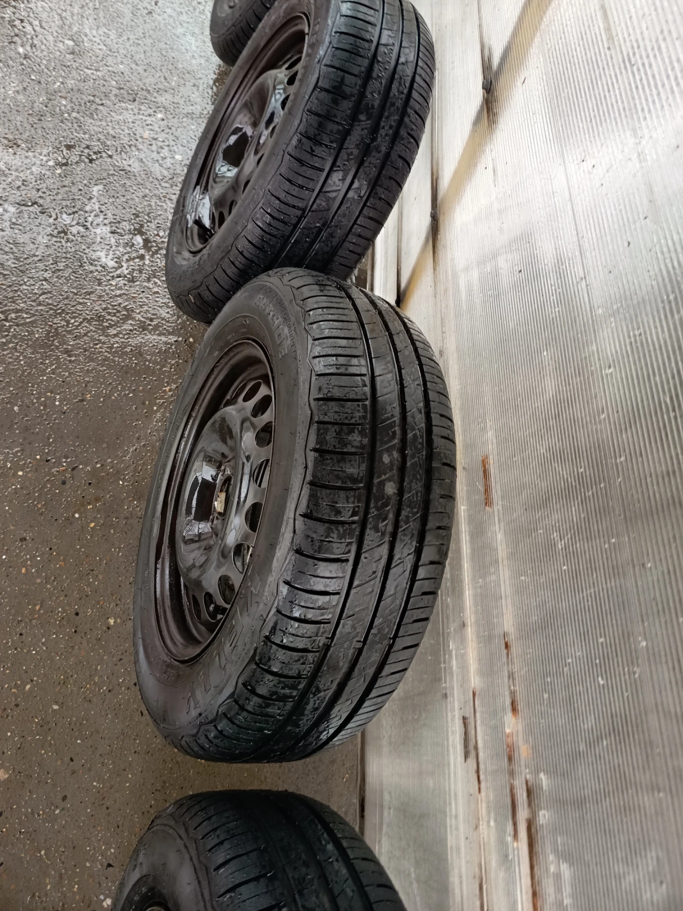 Гуми с джанти Kelly 195/65R15, снимка 8 - Гуми и джанти - 54020021