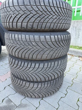 Гуми Зимни 205/55R17
