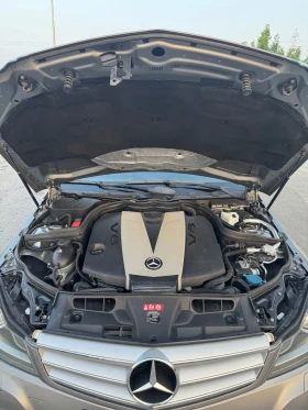 Mercedes-Benz C 300 4matic, снимка 17