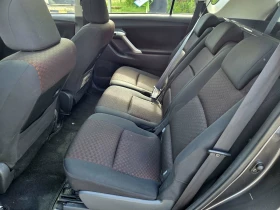 Toyota Corolla verso 7 места, снимка 8