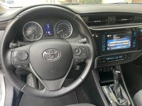 Toyota Corolla 1.6 CVT Anniversary Edition - в ГАРАНЦИЯ , снимка 10