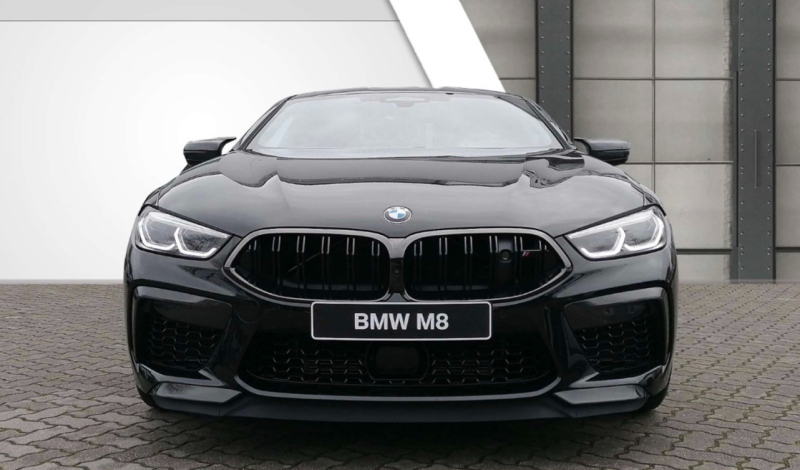 BMW M8 Competition , снимка 2 - Автомобили и джипове - 46216014