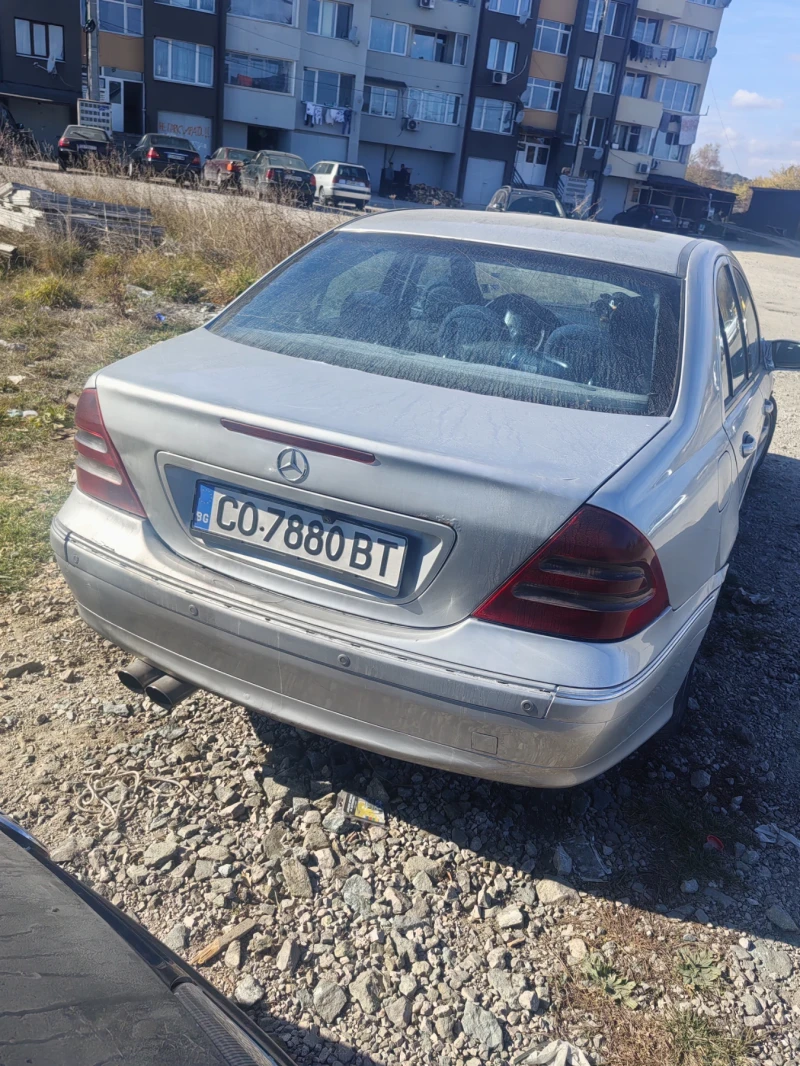 Mercedes-Benz C 270, снимка 4 - Автомобили и джипове - 48142303