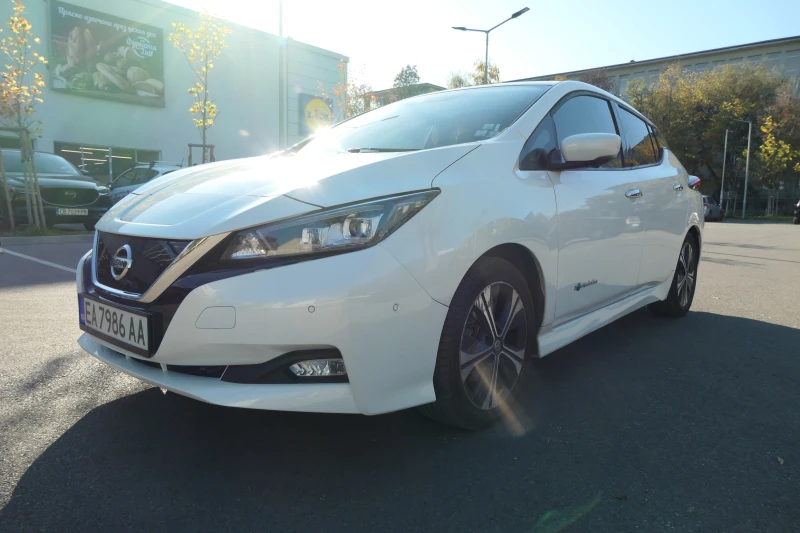 Nissan Leaf  FULL BOSE ДИСТРОНИК КАСКО N-Connecta Pro Pilot, снимка 3 - Автомобили и джипове - 48881339