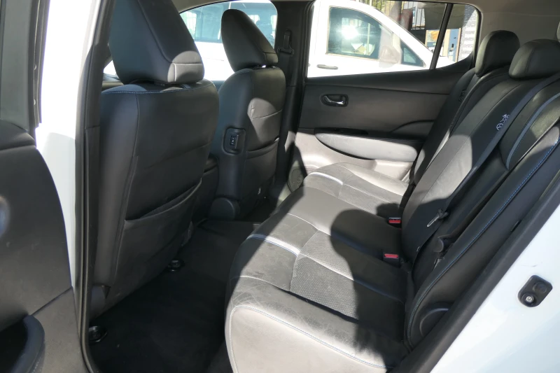 Nissan Leaf  FULL BOSE ДИСТРОНИК КАСКО N-Connecta Pro Pilot, снимка 15 - Автомобили и джипове - 48881339