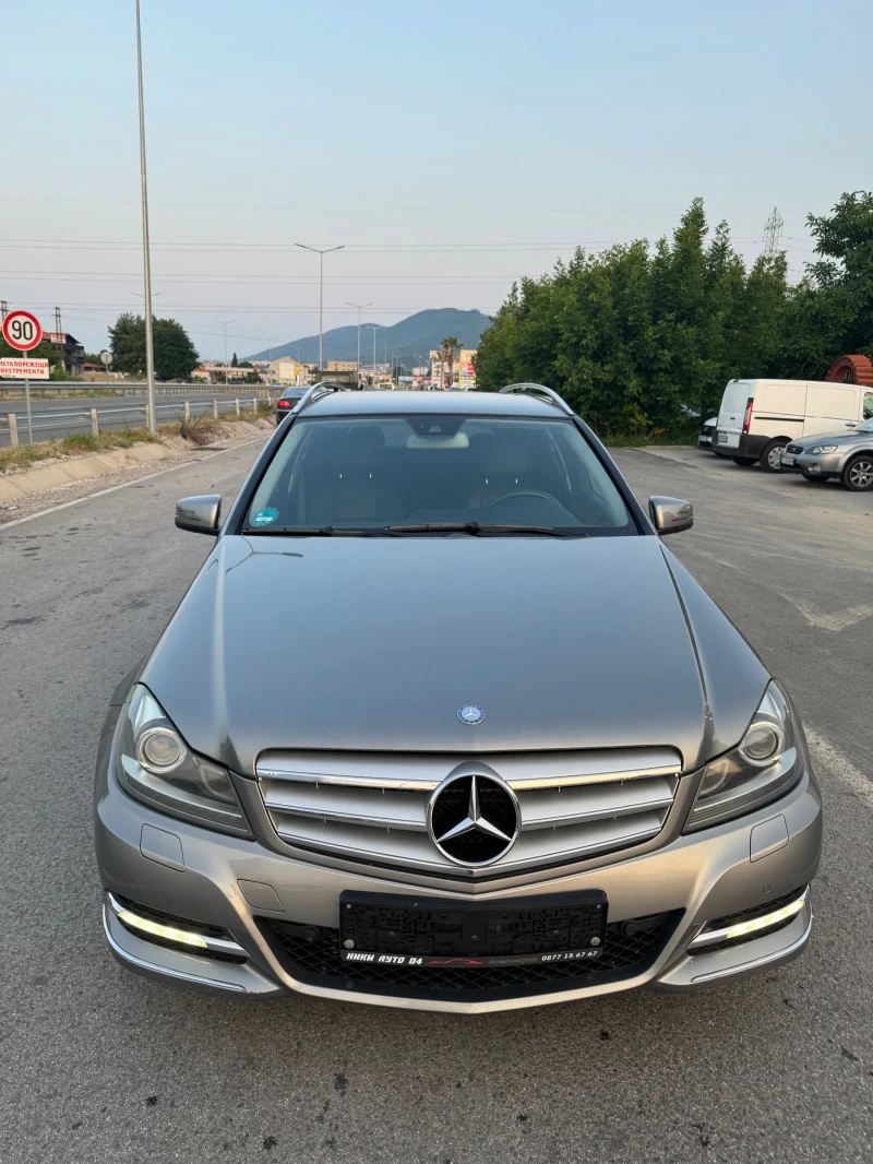 Mercedes-Benz C 300 4matic, снимка 2 - Автомобили и джипове - 52327652