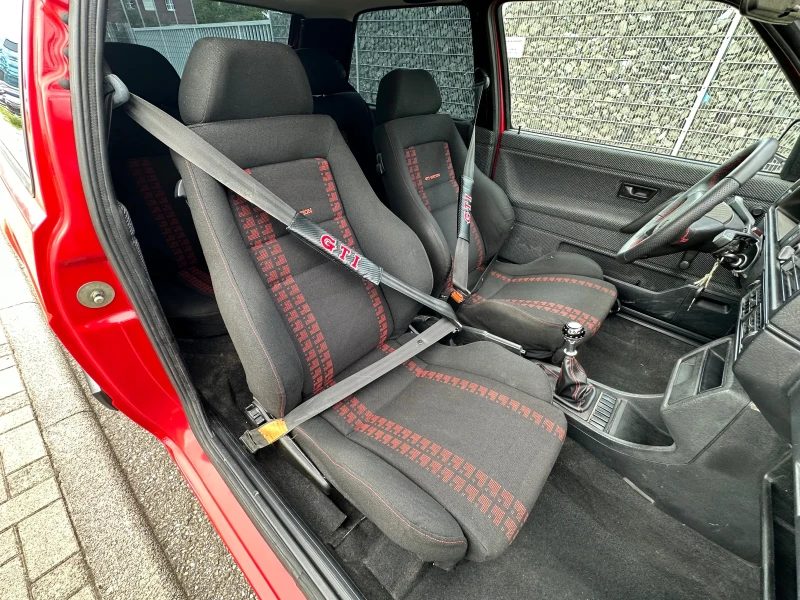 VW Golf 2 1.8Т GTI, снимка 12 - Автомобили и джипове - 52810117