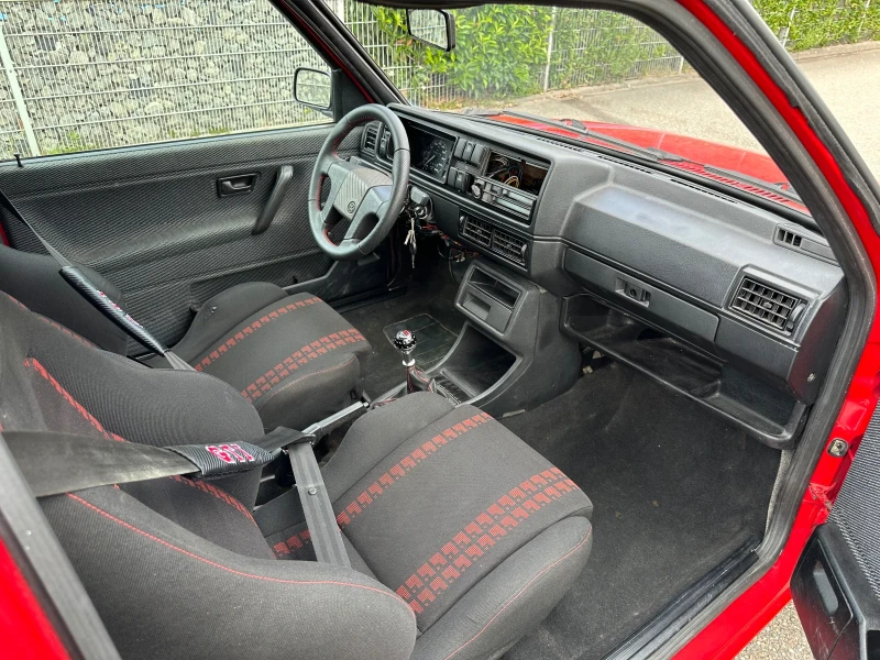 VW Golf 2 1.8Т GTI, снимка 10 - Автомобили и джипове - 52810117