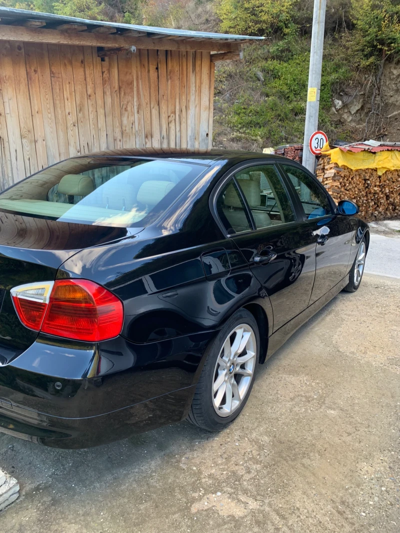 BMW 320, снимка 5 - Автомобили и джипове - 51936097